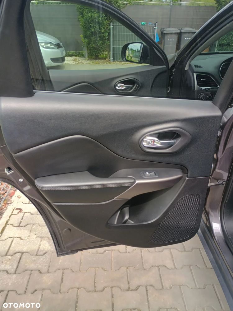 Jeep Cherokee 2.2 MJ II Active Drive I Automatik Limited - 30