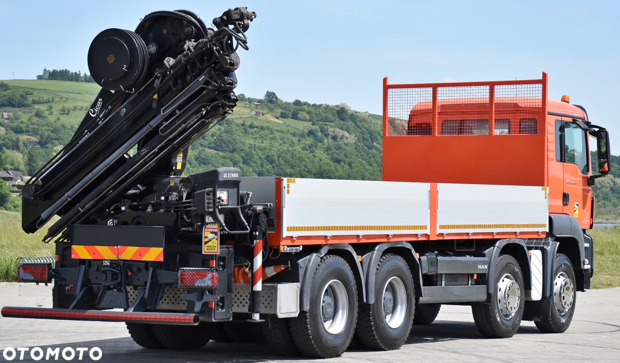 MAN TGS 35.440 * HIAB 211 E - 6 HIDUO + PILOT * 8x4 - 6