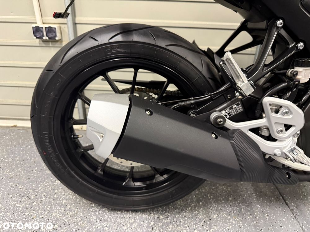 Yamaha MT - 6