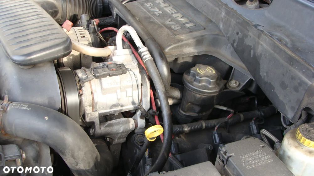 Chrysler Aspen 5.7 Limited AWD - 18