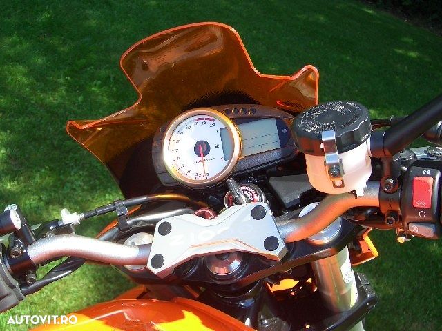 Kawasaki Z 1000R - 8