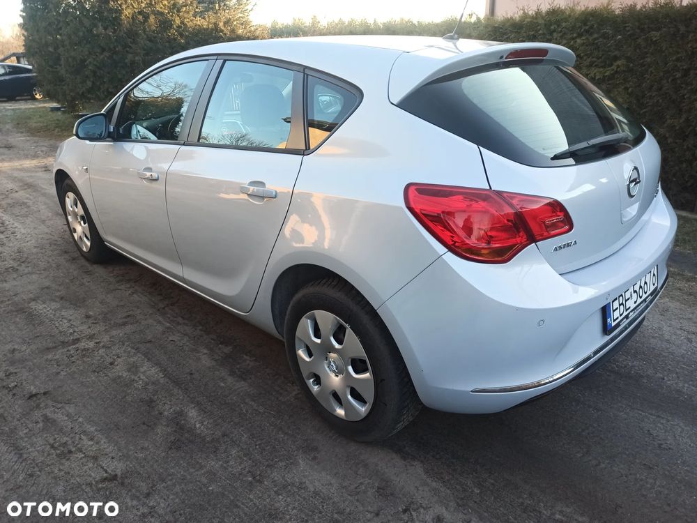 Opel Astra 1.4 Turbo Cosmo - 8