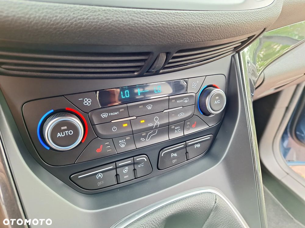 Ford Kuga 1.5 EcoBoost 2x4 ST-Line - 34