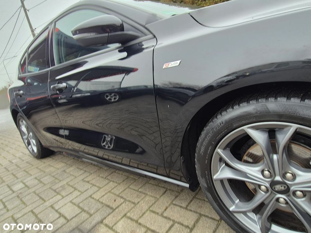 Ford Focus 1.5 EcoBlue STart-Stopp-System ST-LINE - 21