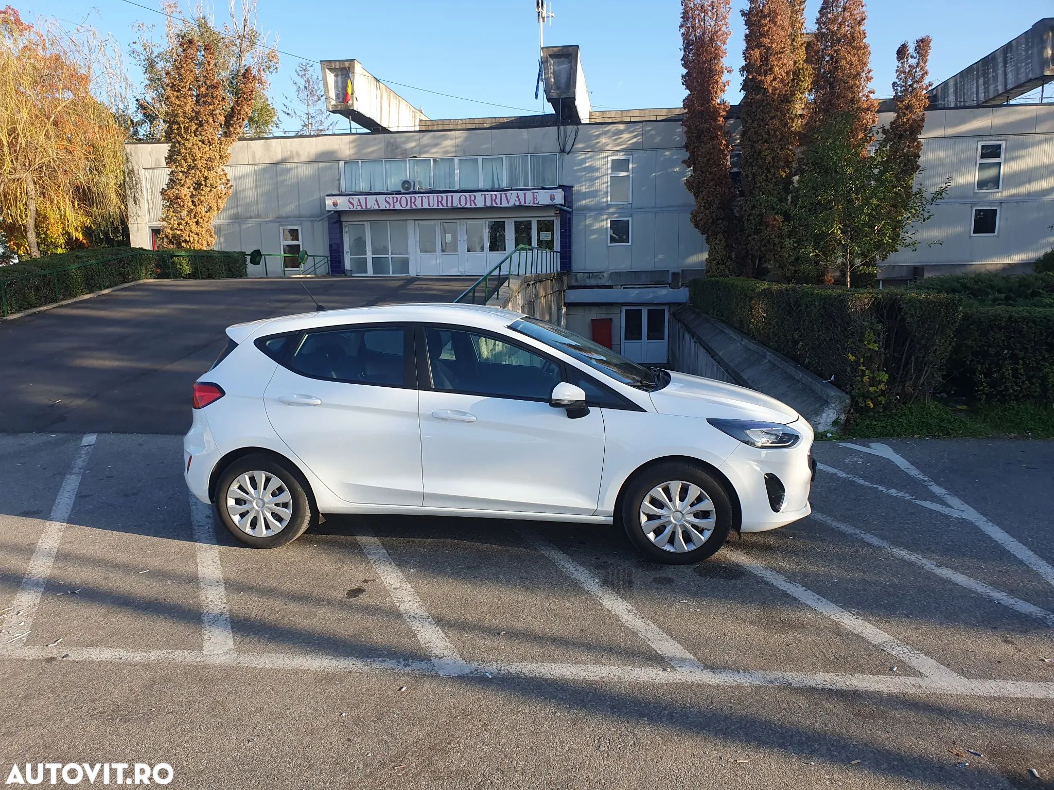 Ford Fiesta 1.1 Trend Connected - 1