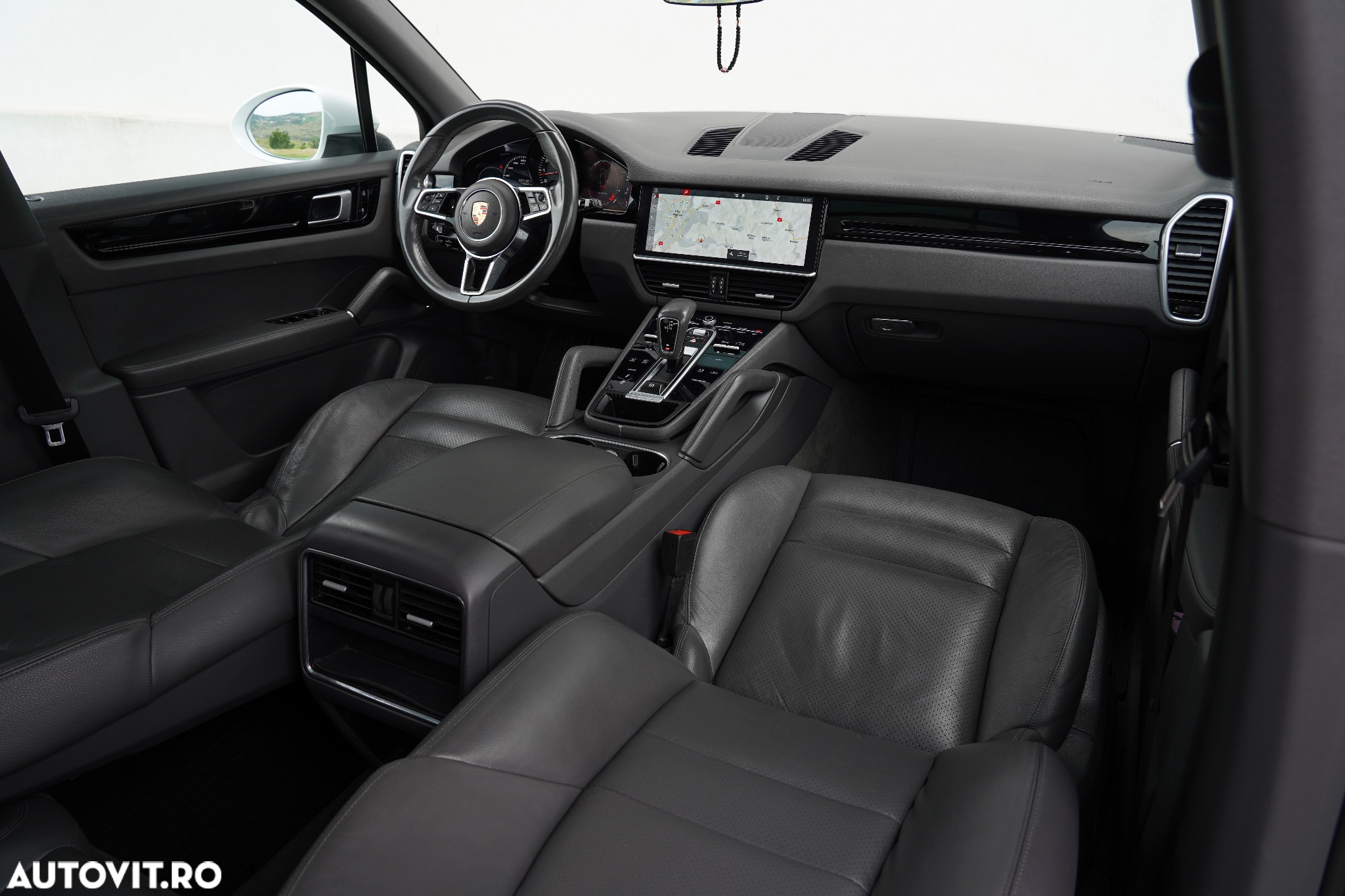 Porsche Cayenne Coupe Standard - 12