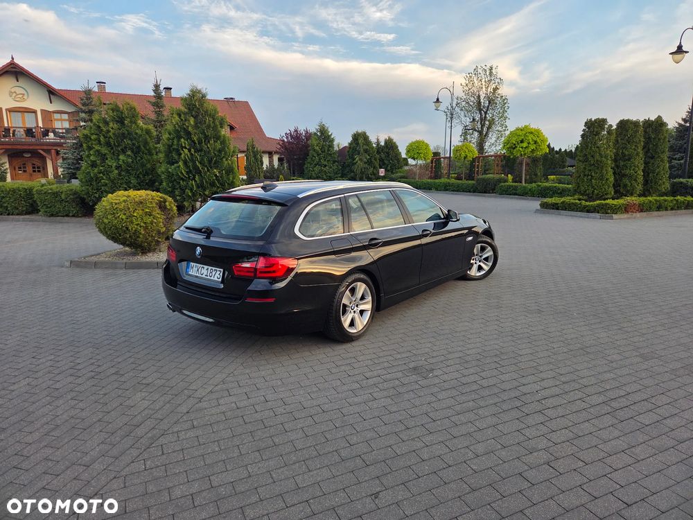 BMW Seria 5 520d - 9