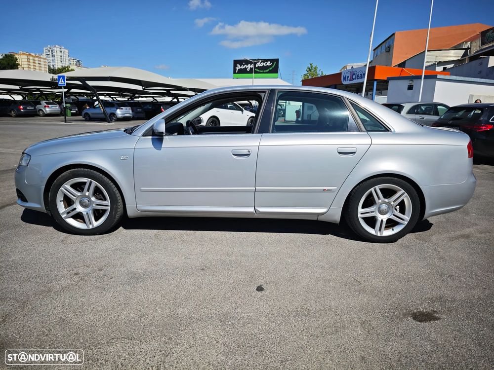 Audi A4 2.0 TDI S-line - 2