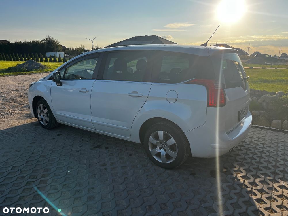 Peugeot 5008 1.6 HDi Style 7os - 3