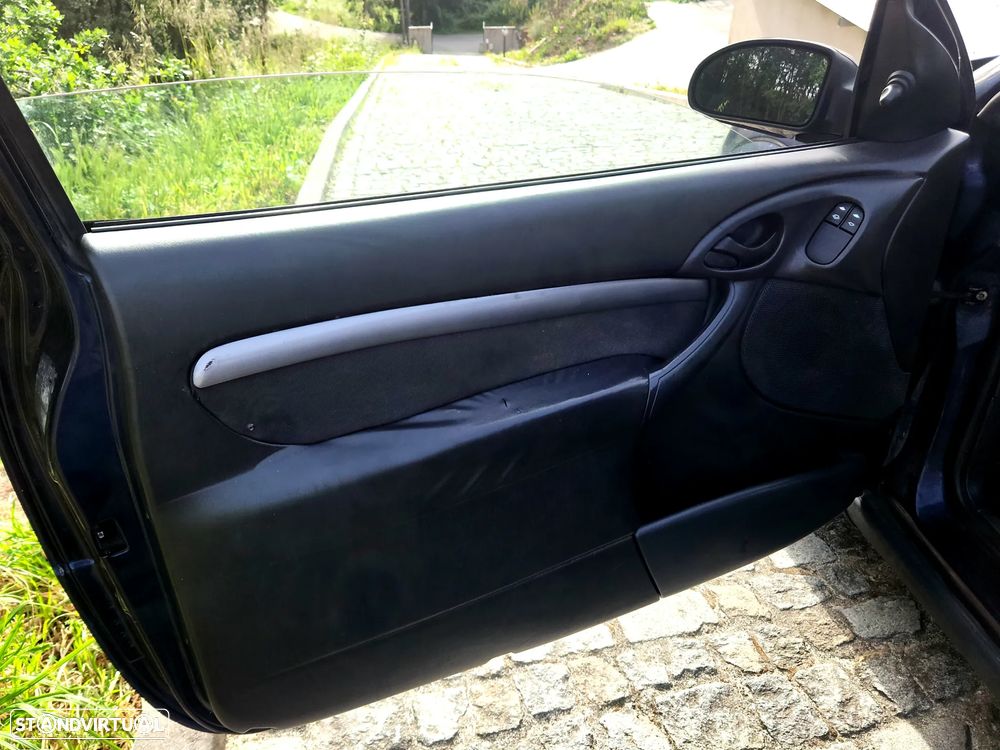 Ford Focus 1.8 TDdi X-Trend - 14