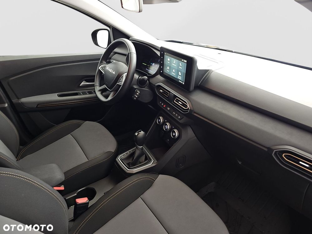 Dacia Jogger 1.6 Full Hybrid 140 Extreme MMT 7os - 37