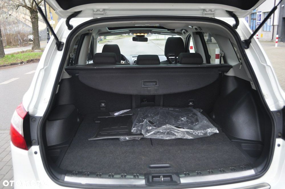 Nissan Qashqai+2 2.0 Tekna Premium - 8