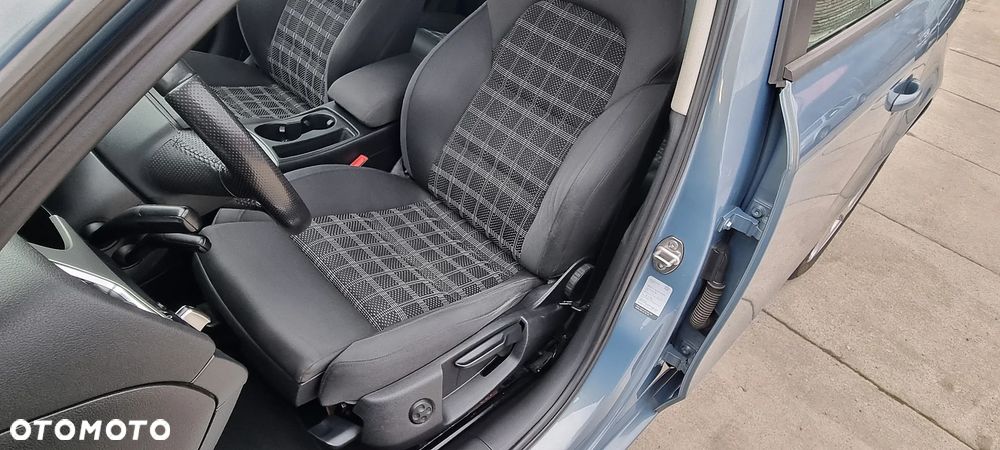 Audi A4 Avant 2.0 TDI DPF quattro Attraction - 7
