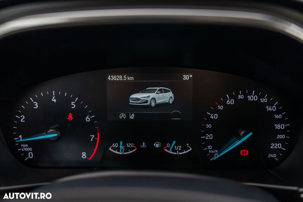 Ford Focus 1.0 EcoBoost Titanium - 19