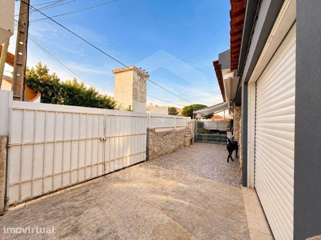 Moradia T3 Totalmente Remodelada em Portimão - Grande imagem: 4/29