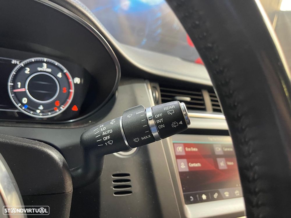 Jaguar E-Pace 2.0 i4D R-Dynamic S - 45