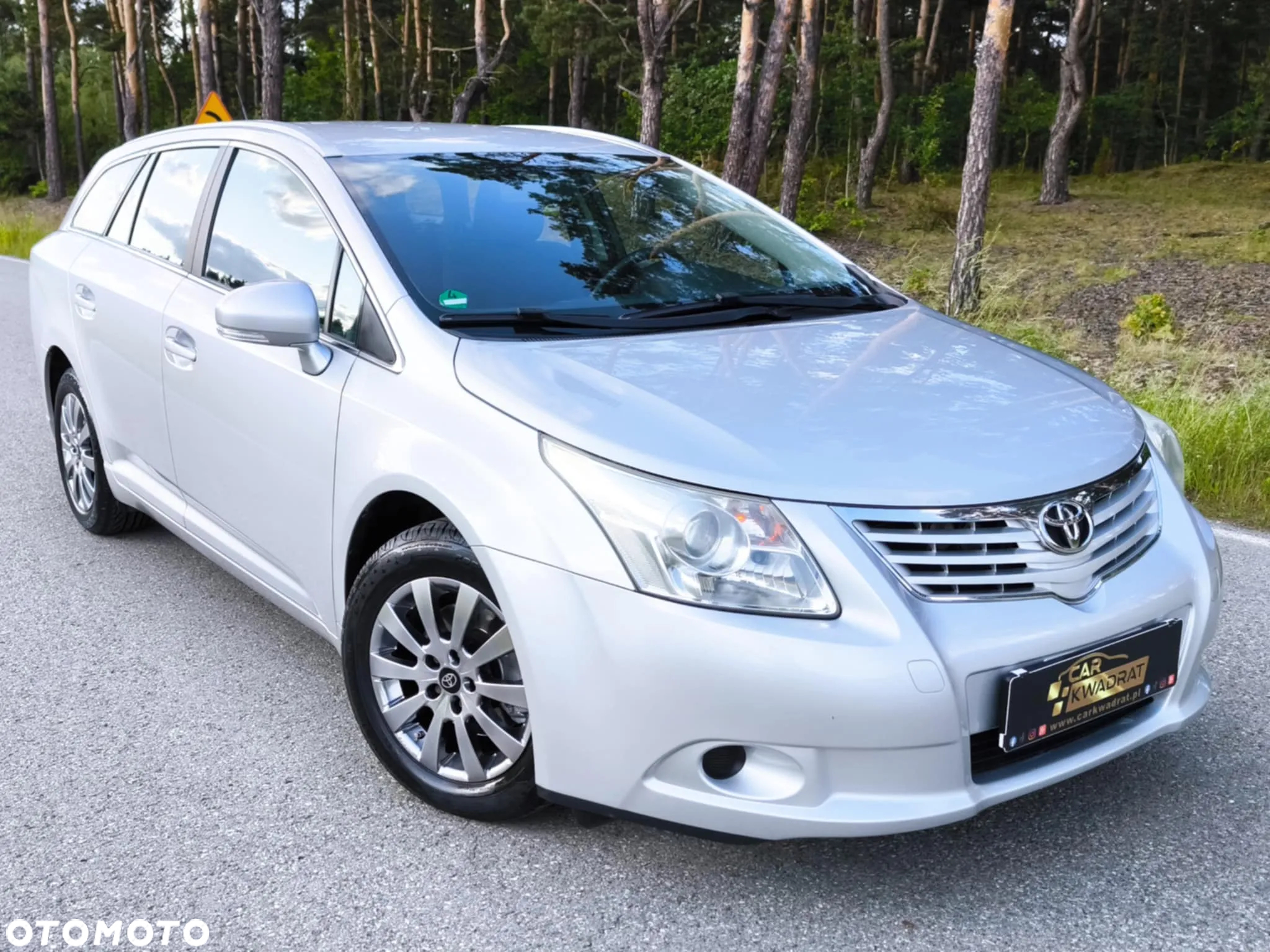 Toyota Avensis Combi 1.6 - 17