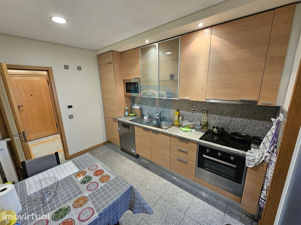 Apartamento T2 mobilado e equipado em Rio Tinto, Gondomar - Grande imagem: 5/12