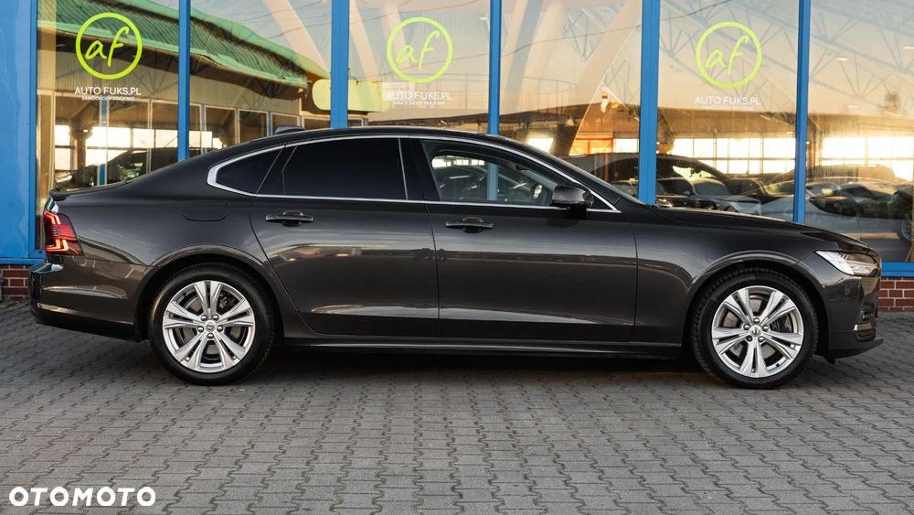 Volvo S90 - 12