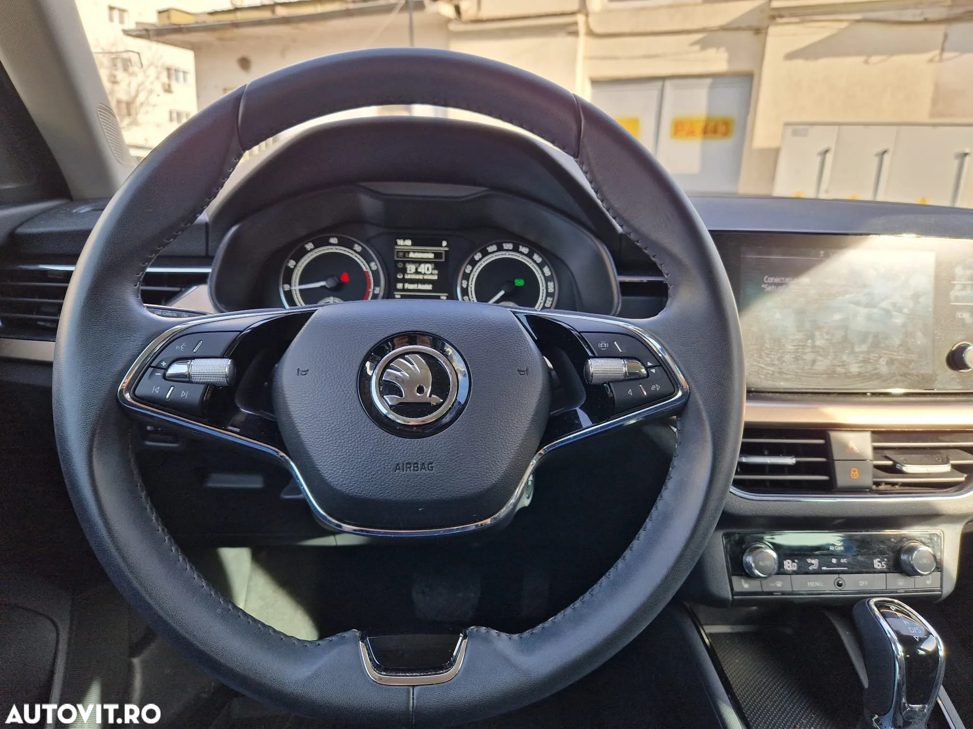 Skoda Kamiq 1.0 TSI DSG Style - 8