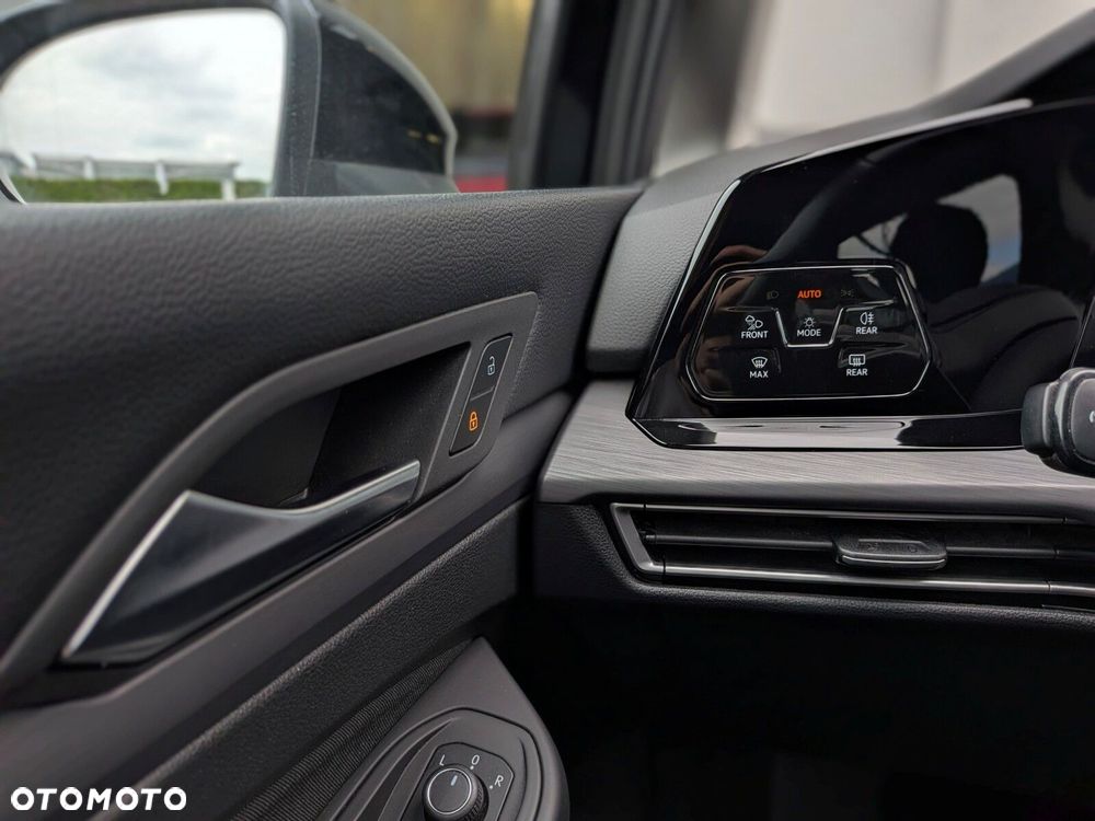 Volkswagen Golf 2.0 TSI Style DSG - 33