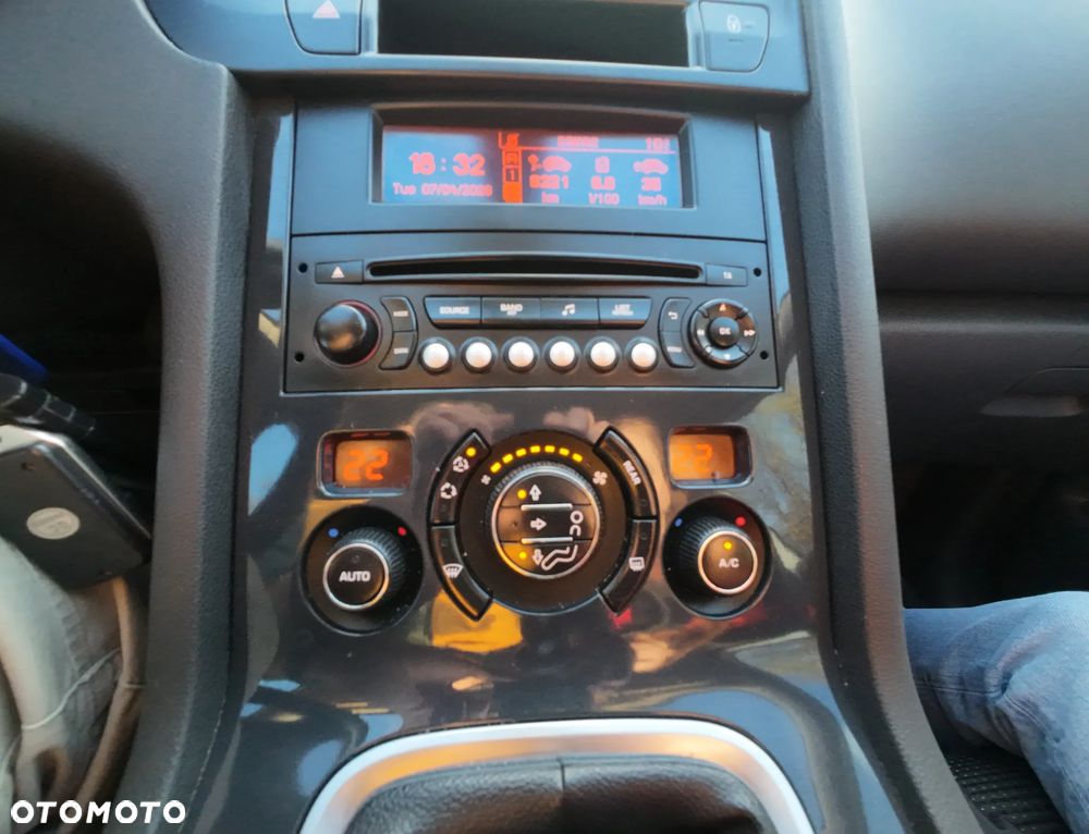 Peugeot 5008 1.6 BlueHDi Active 7os - 16