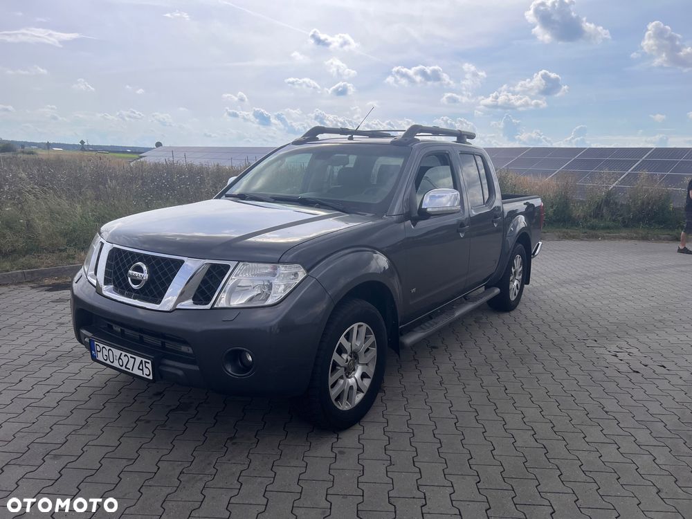Nissan Navara 3.0 D V6 - 6