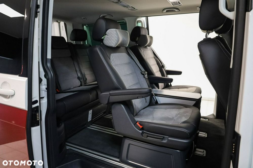 Volkswagen Multivan - 26