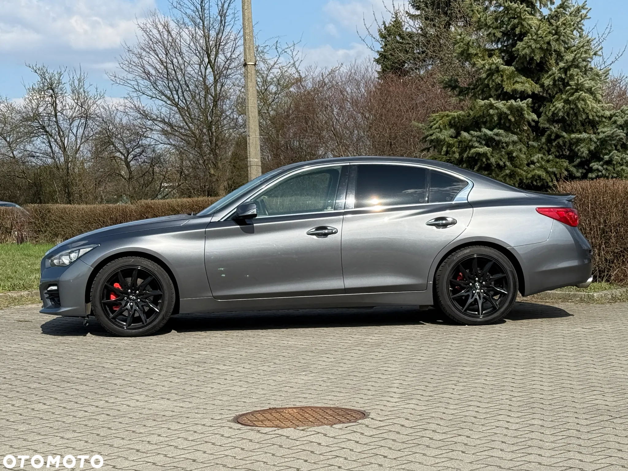 Infiniti Q50 2.0t Sport Sound Studio by Bose - 4