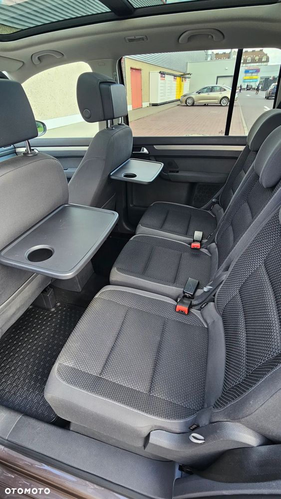 Volkswagen Touran 1.4 TSI Comfortline DSG - 21