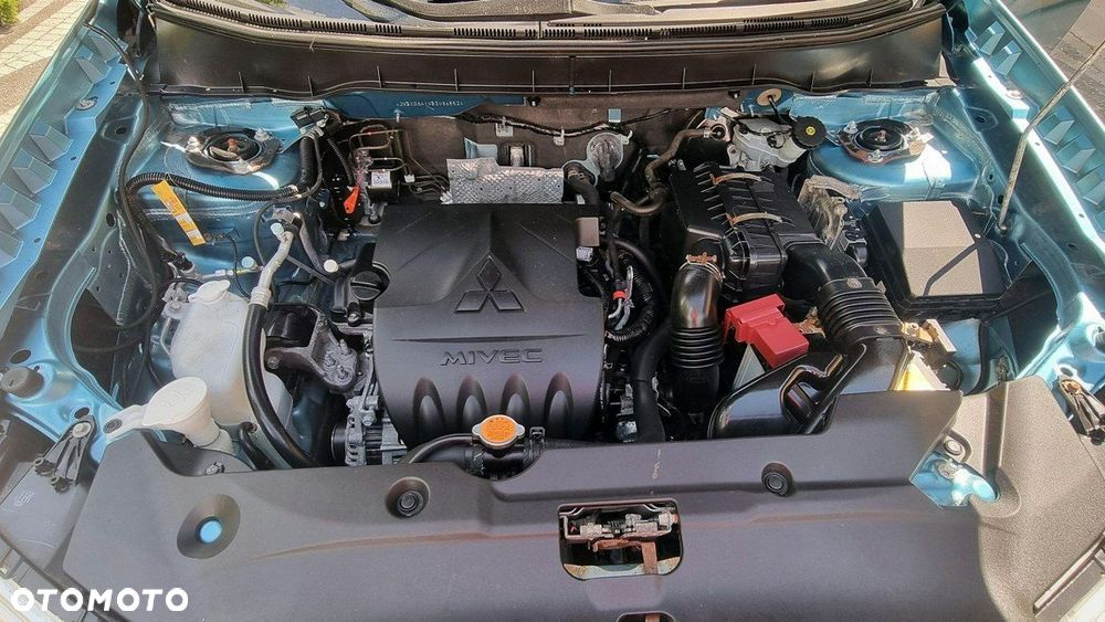 Mitsubishi ASX - 10