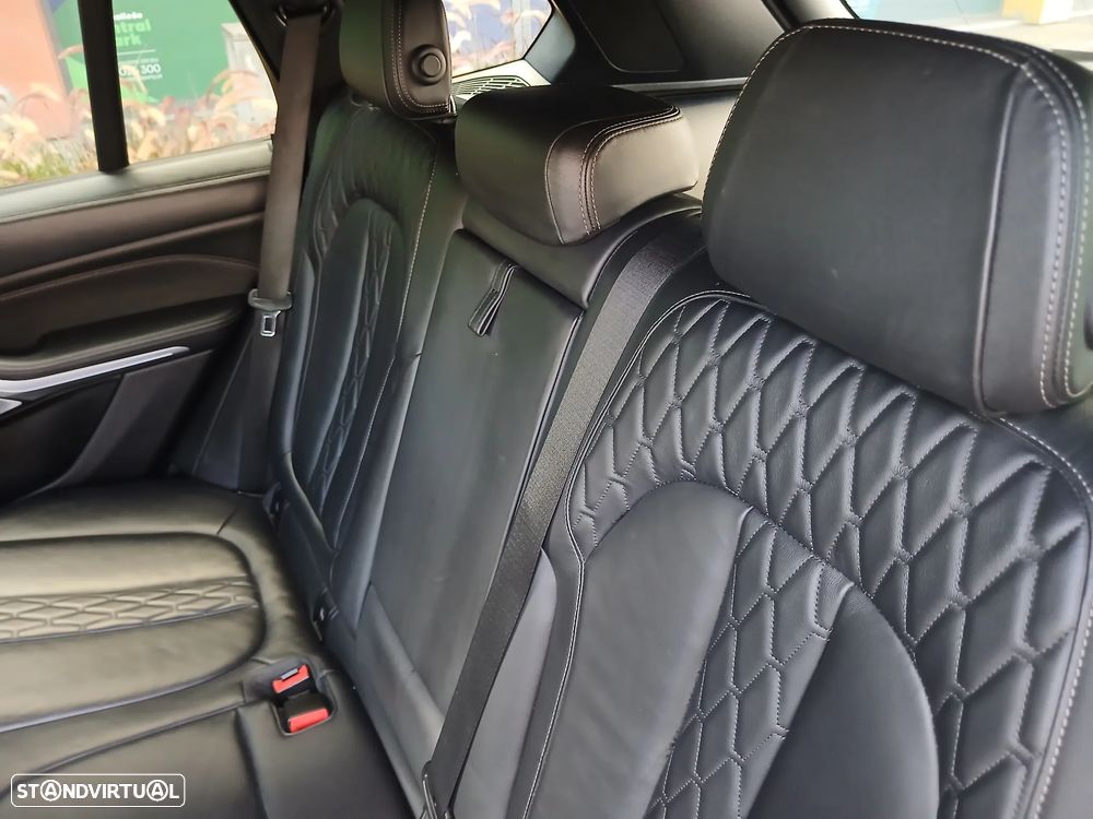 BMW X5 45 e xDrive Pack M - 17