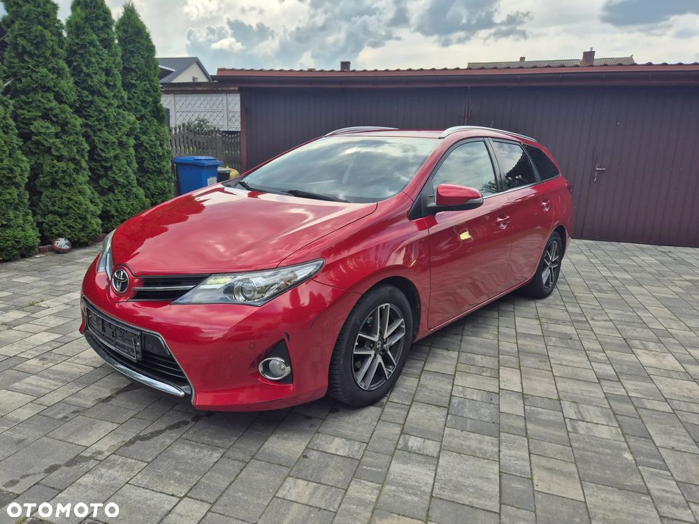 Toyota Auris - 1