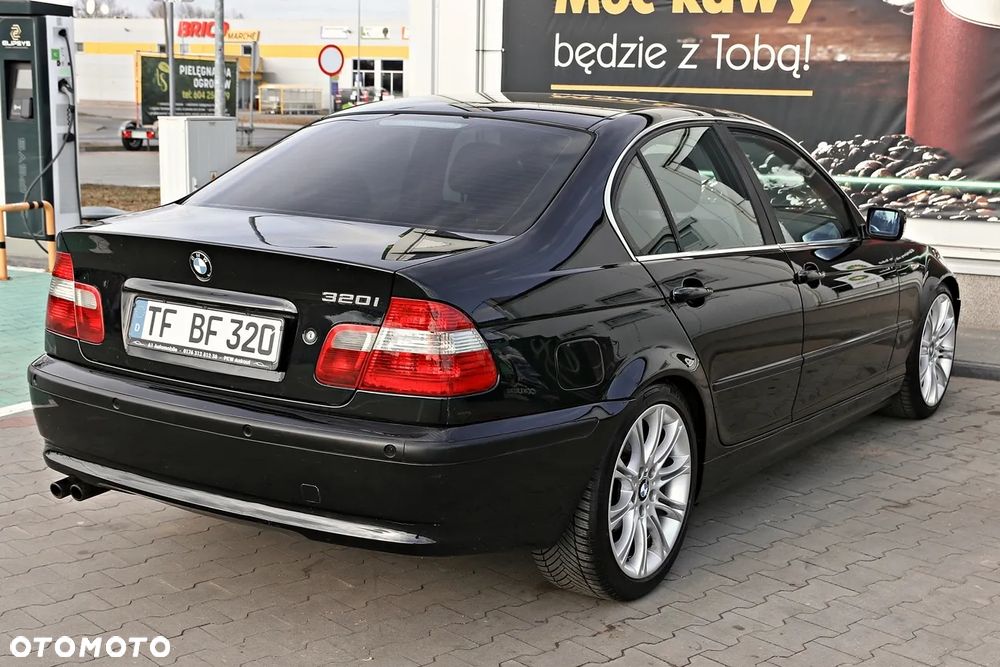 BMW Seria 3 320i - 18