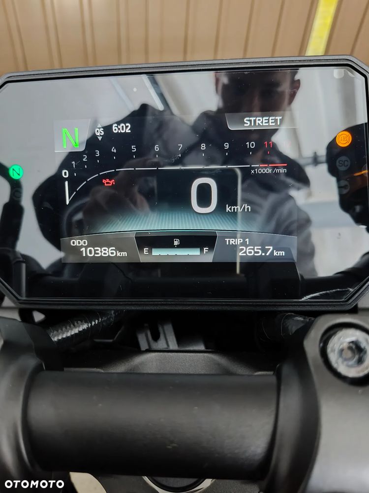 Yamaha MT - 13
