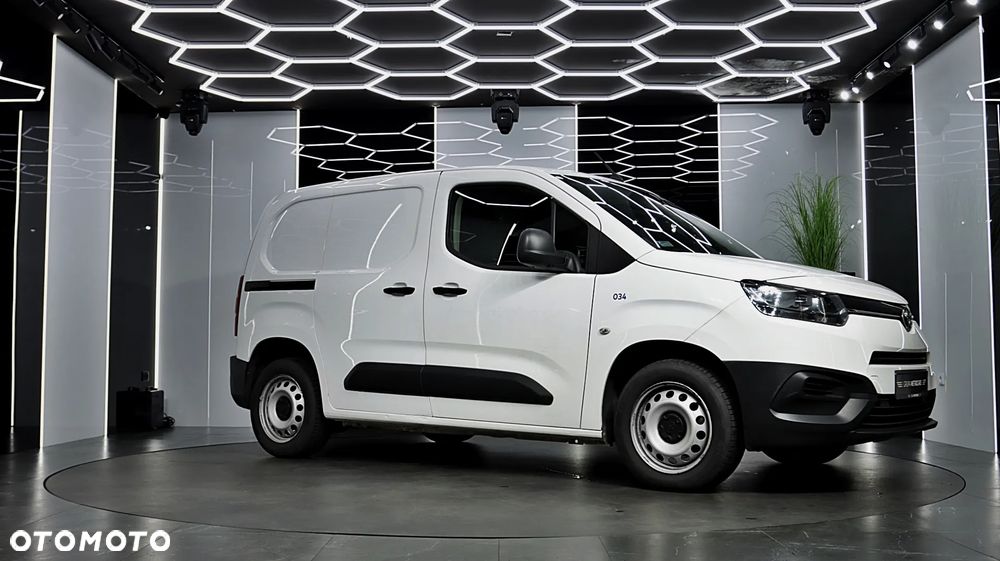 Toyota Proace City 1.5 D-4D Long 2,3t Active (bryg.) - 15
