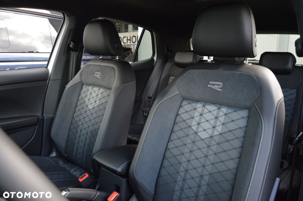 Volkswagen T-Cross - 10