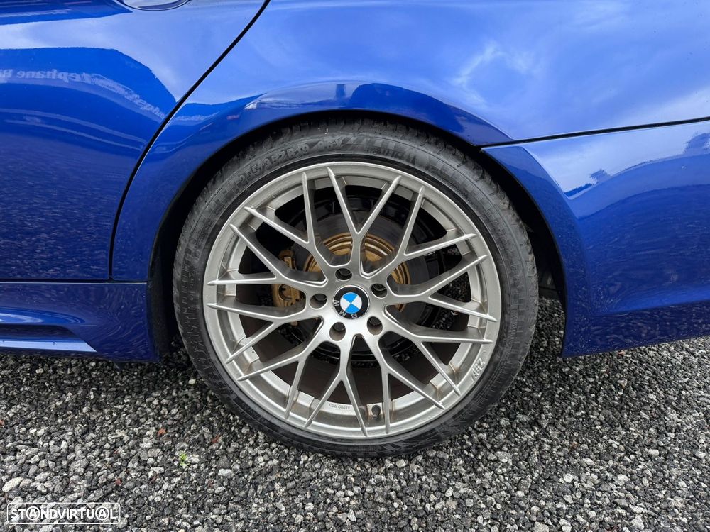 BMW 318 d Touring Pack M - 15