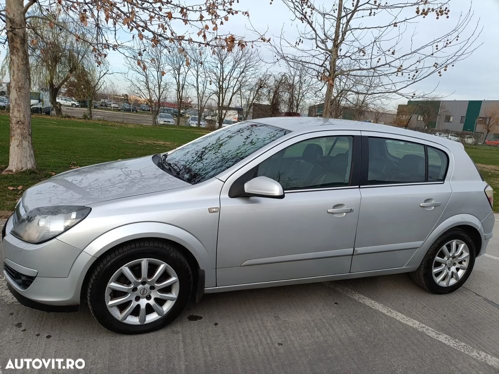 Opel Astra 1.8 Automatik Cosmo - 2