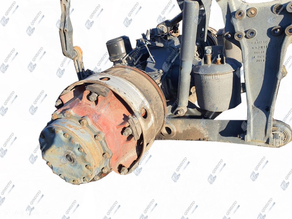 TYLNY MOST MERCEDES AXOR HL7 056DS-13 3,429= 5,849 29:17 - 4
