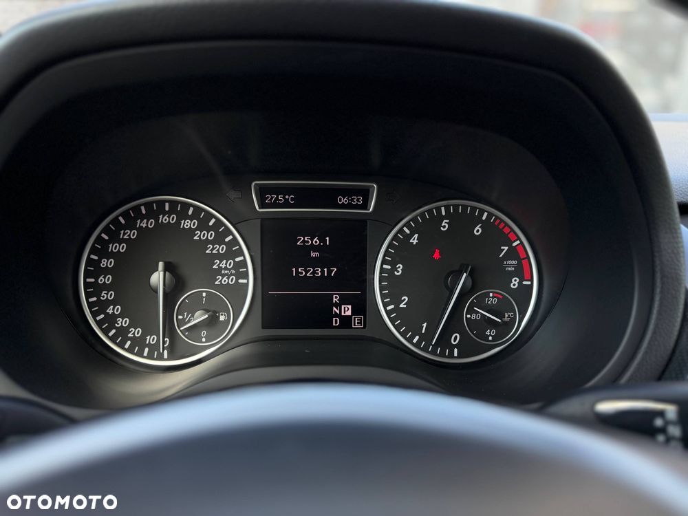 Mercedes-Benz Klasa B 250 7G-DCT SCORE - 16