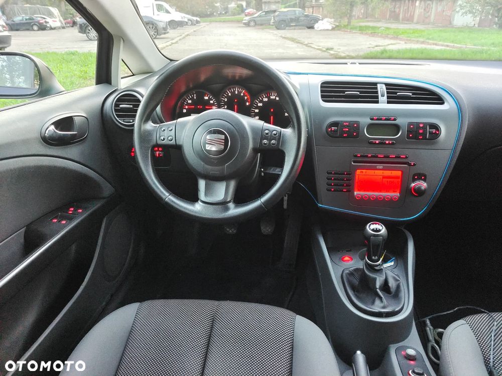 Seat Leon 1.6 Style - 8