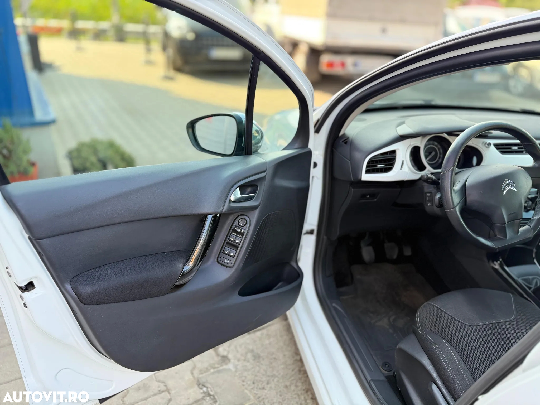 Citroën C3 1.2 VTi Attraction - 10