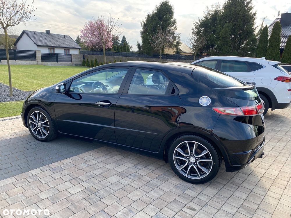 Honda Civic 1.8 Executive - 30