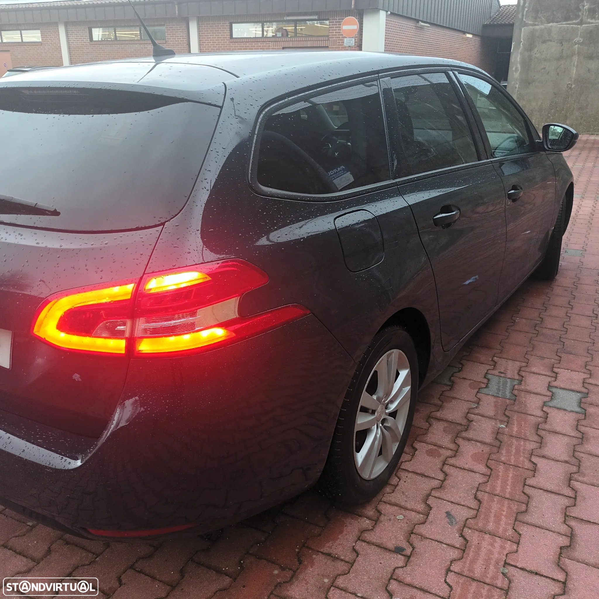 Peugeot 308 1.5 BlueHDi Style J17 EAT8 - 15