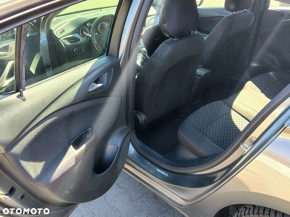 Opel Astra 1.2 T Edition S&S - 15