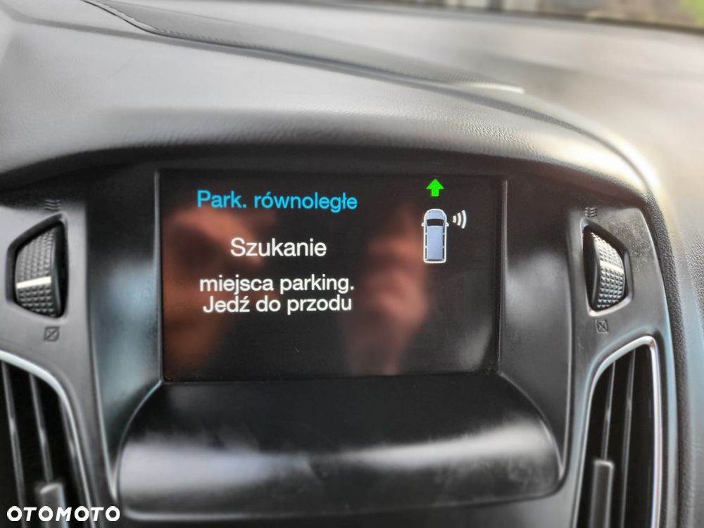 Ford Focus 1.0 EcoBoost STart-Stopp-System TITANIUM - 27
