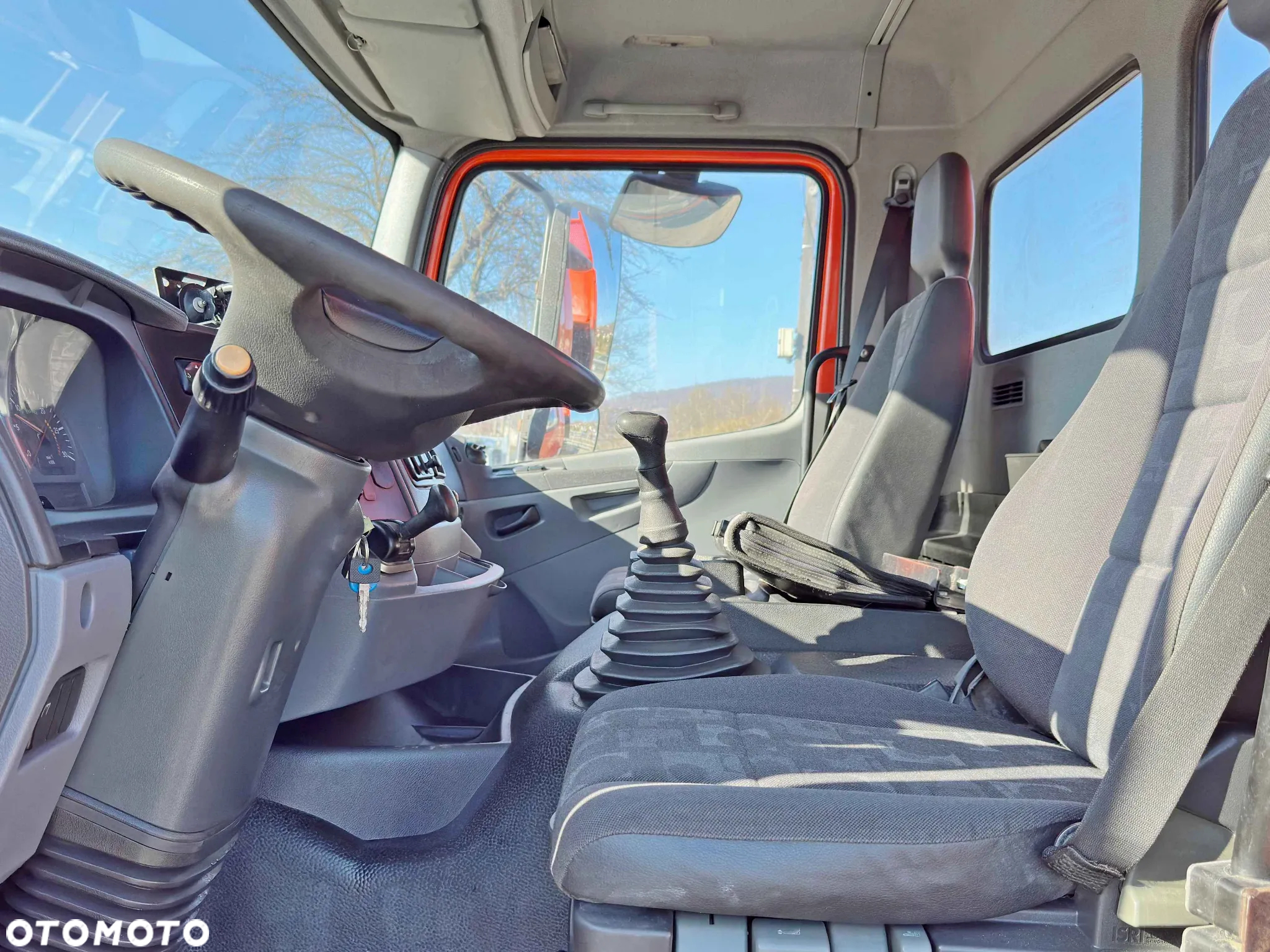 Mercedes-Benz AXOR 1829 * WYWROTKA 3,80 m * HIAB 111 HIDUO + PILOT * 4x4 - 8