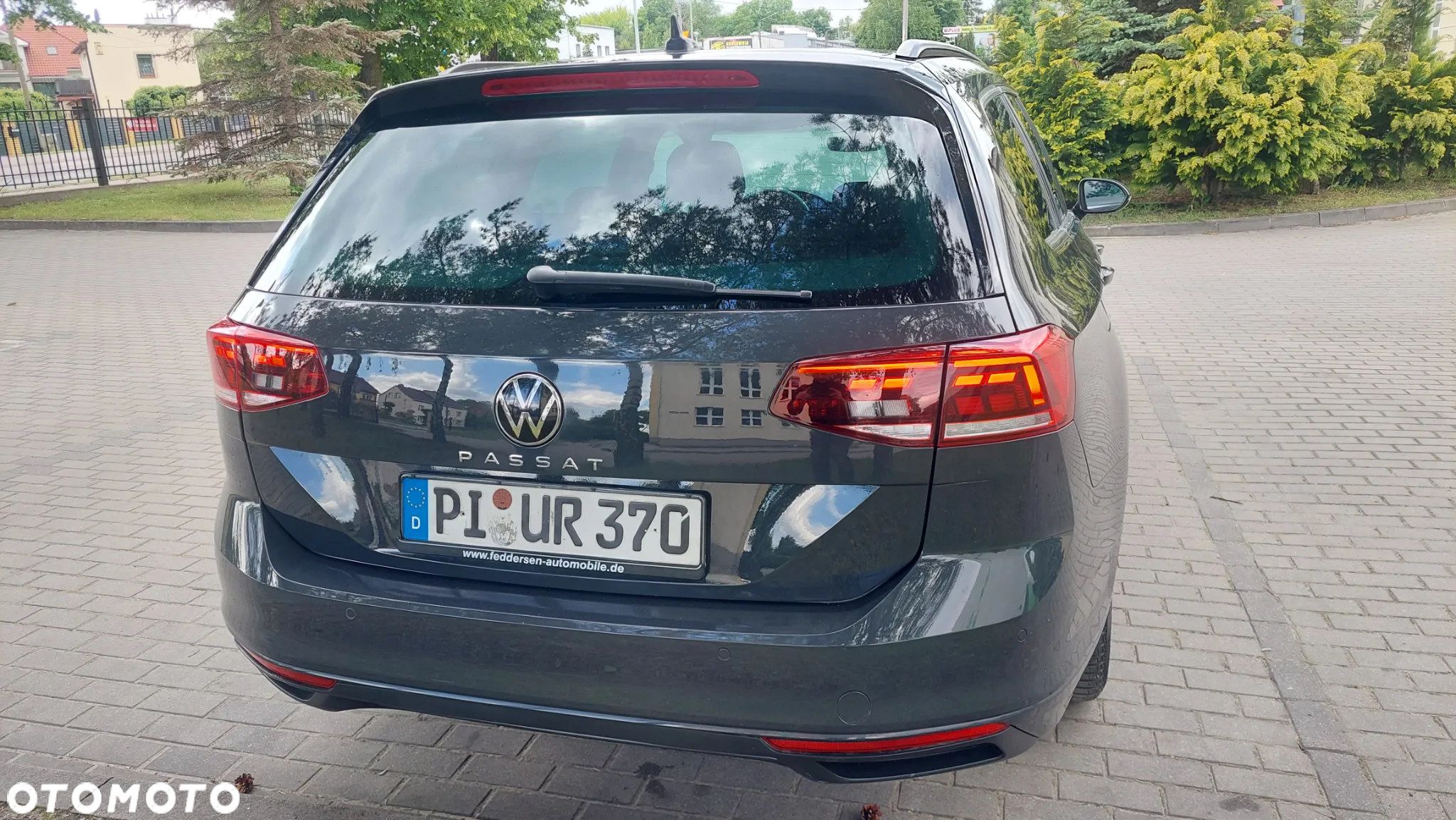 Volkswagen Passat - 31
