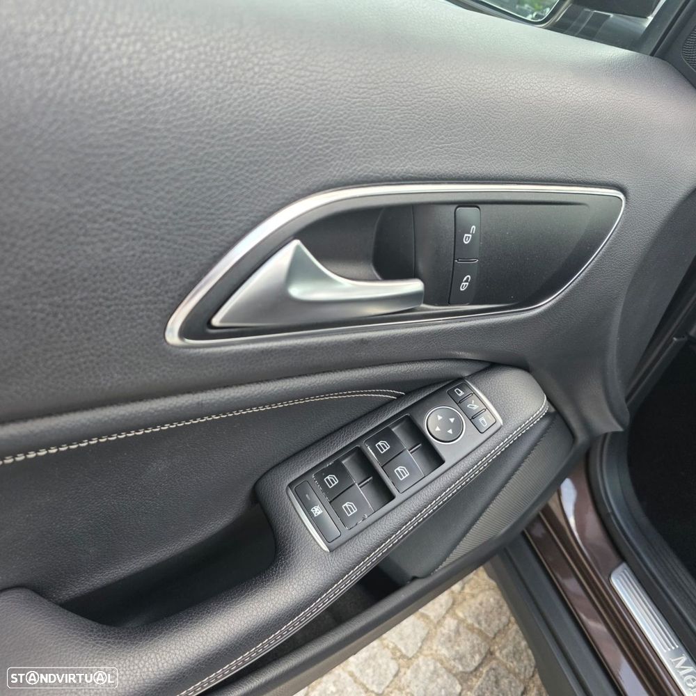 Mercedes-Benz GLA 180 CDI Urban Aut. - 14